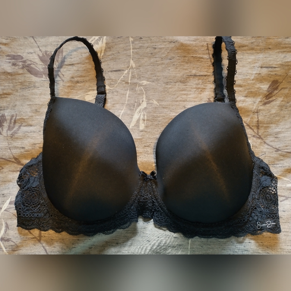 NWT Jessica Simpson Elegant Black Lace Bra 36D